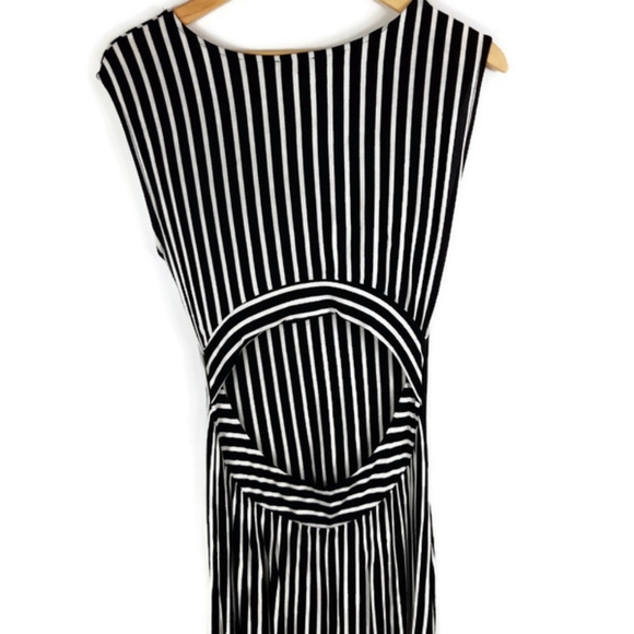 3/$18 Wet Seal Open Back Hi-Low Dress Size Medium